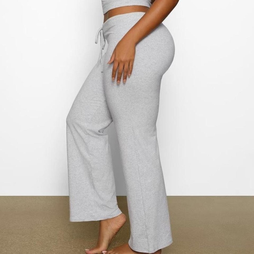 SKIMS cotton jersey gray straight leg pants